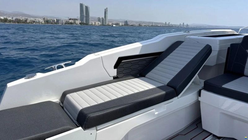 Karnic R8-S-HT