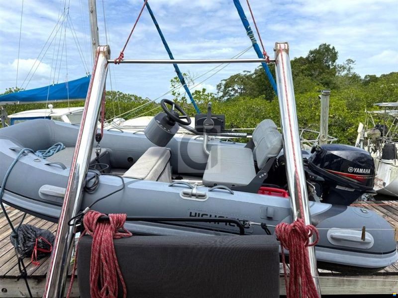 Hanse 548