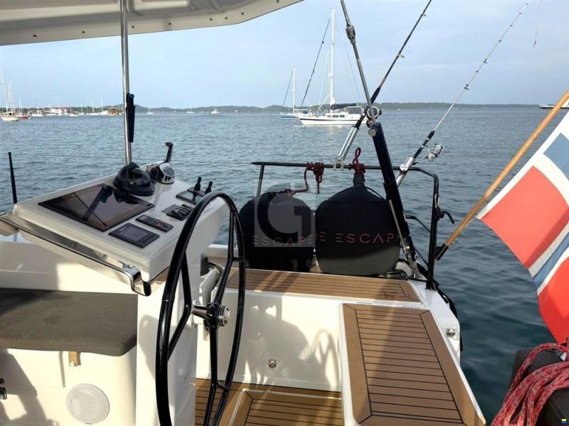 Hanse 548