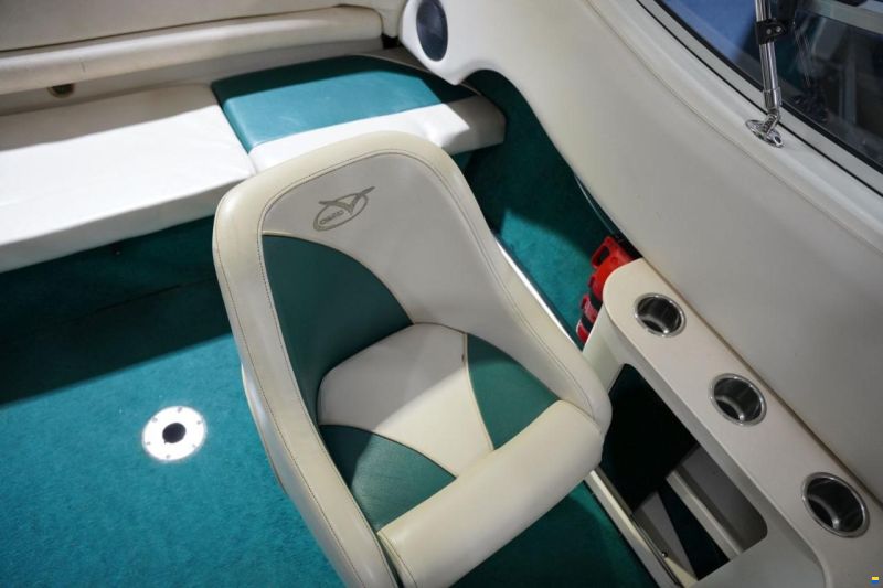 Sunbird 220 SL CORSAIR CUDDY