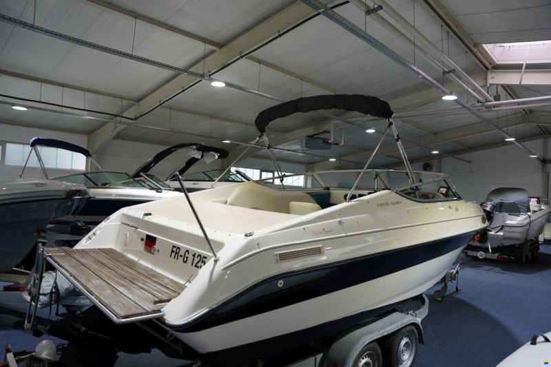 Sunbird 220 SL CORSAIR CUDDY