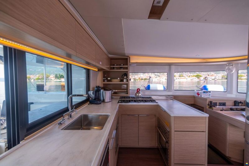 Lagoon 46