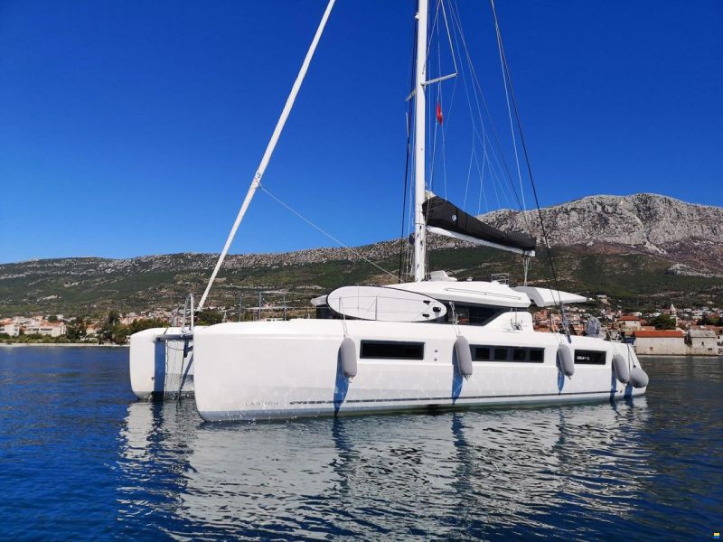 Lagoon 50