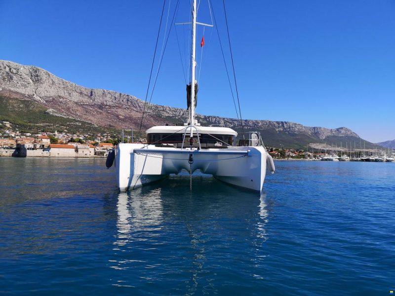 Lagoon 50