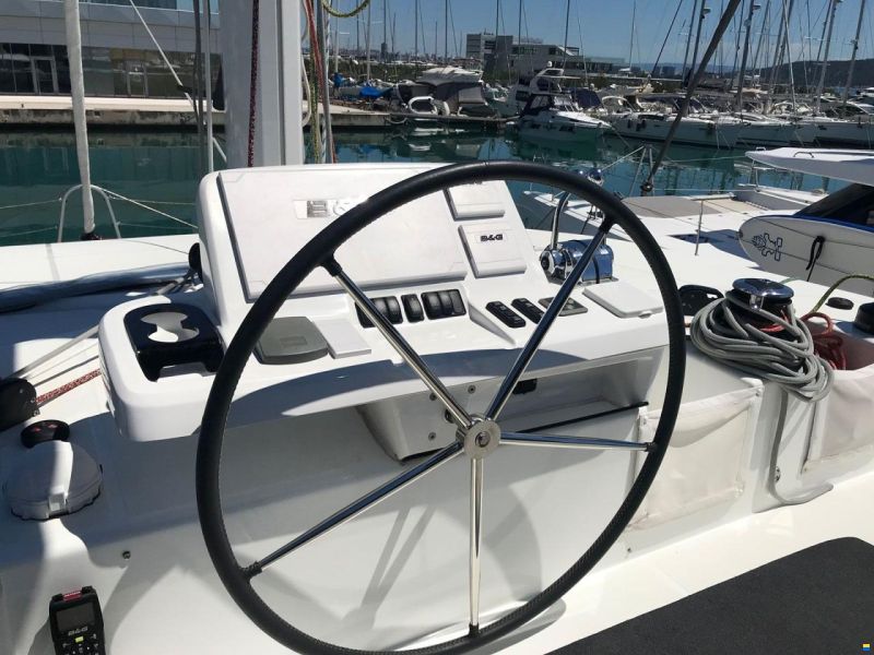 Lagoon 50