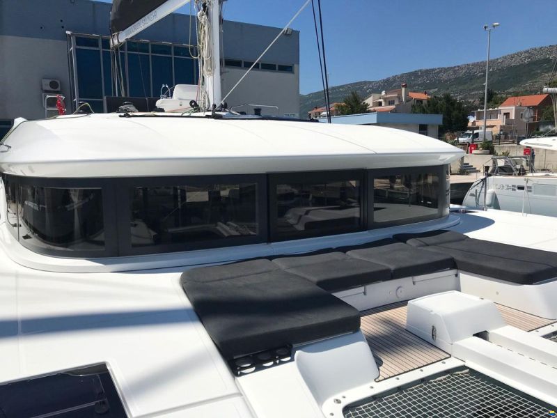 Lagoon 50