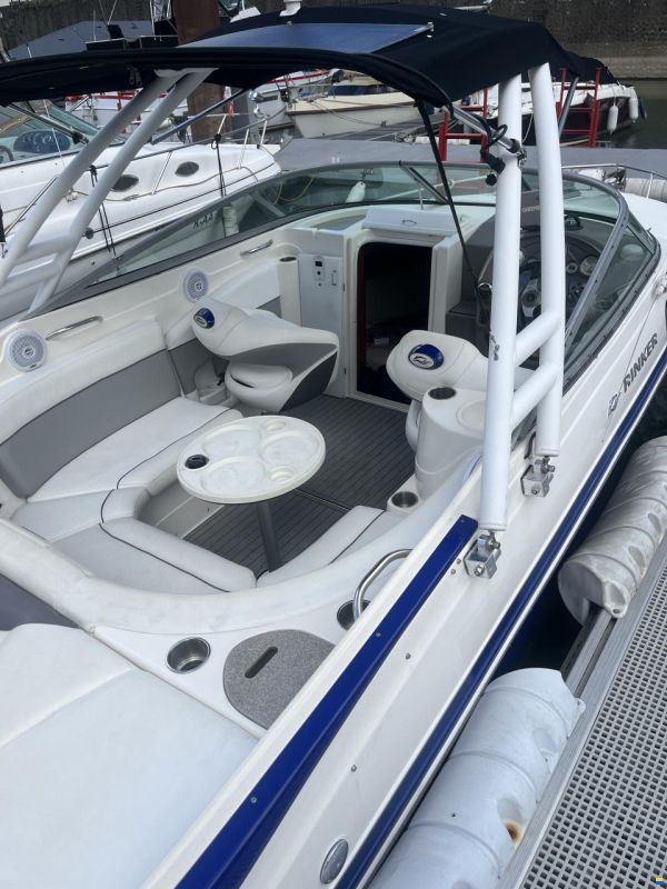 Rinker Captiva 246cc