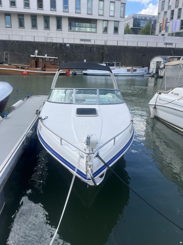 Rinker Captiva 246cc