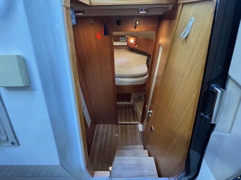 Marex 370 Aft Cabin Cruiser 2011