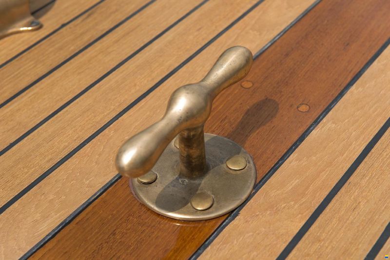 Day Cabin Cruiser