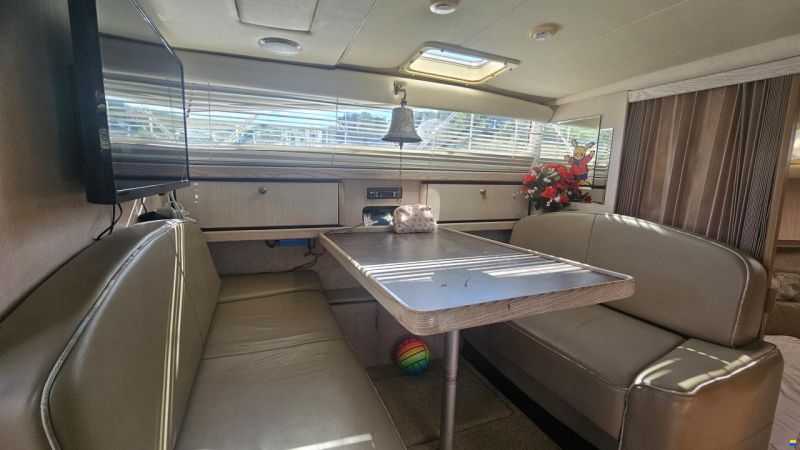Bayliner 3255 Avanti Express Cruiser
