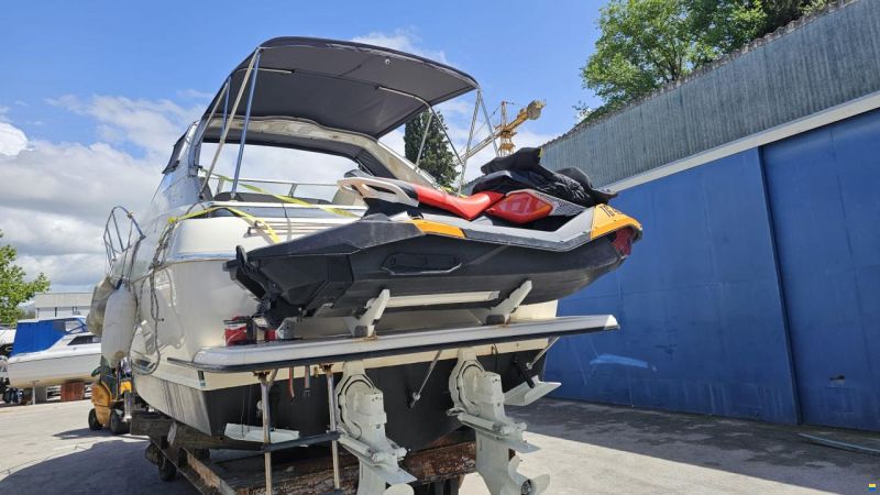 Bayliner 3255 Avanti Express Cruiser