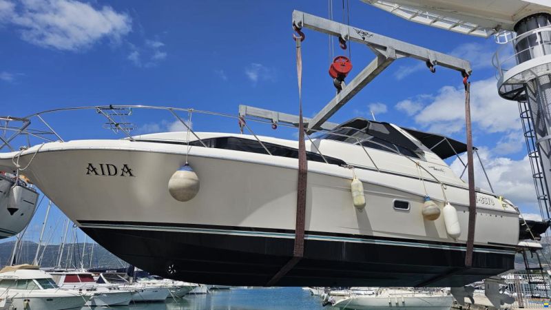 Bayliner 3255 Avanti Express Cruiser