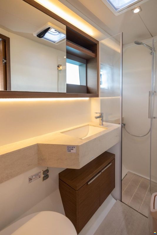 Lagoon 50