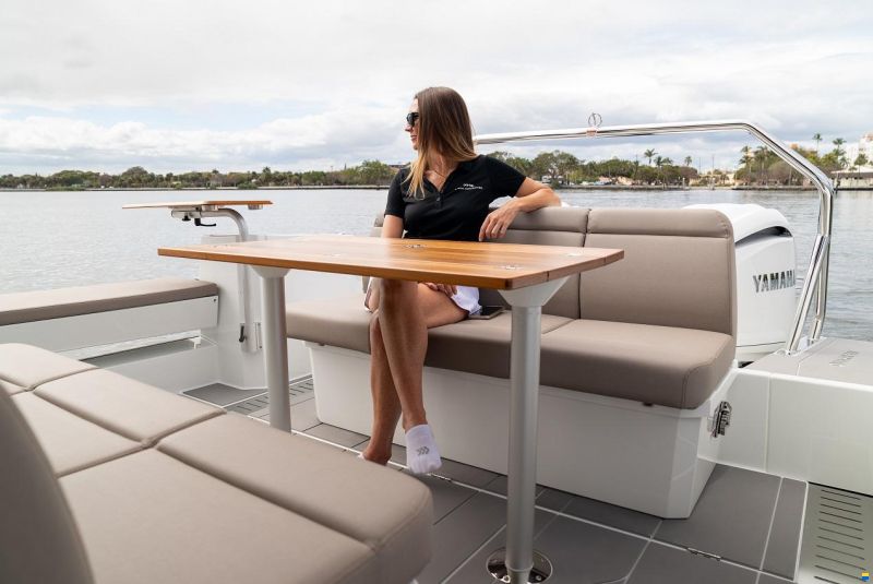 Quarken 35 Cabin Tourer