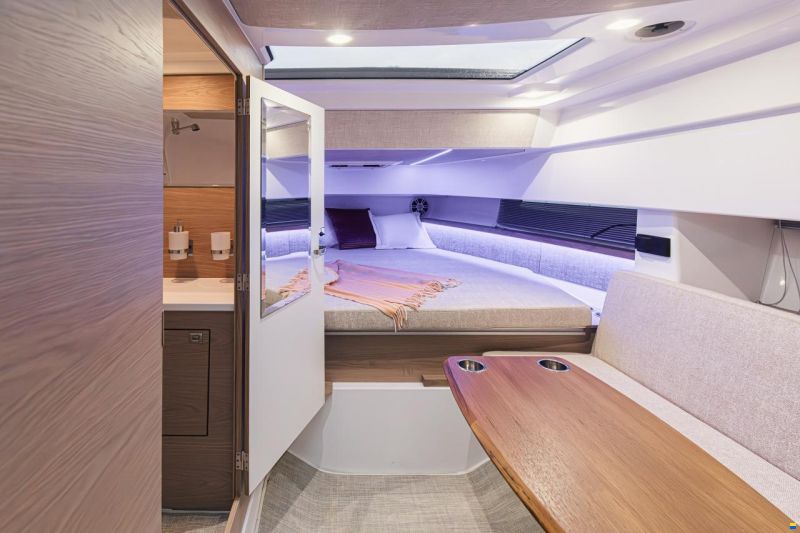 Quarken 35 Cabin Tourer
