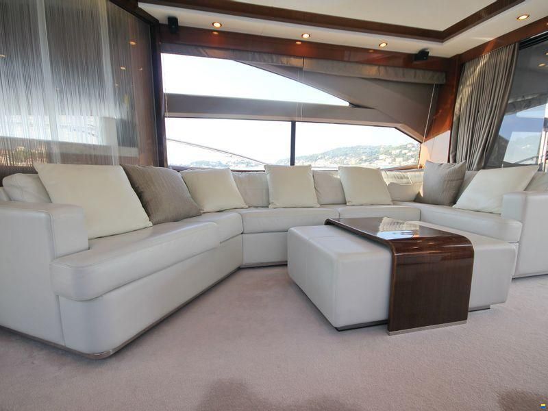 Princess Yachts International 72