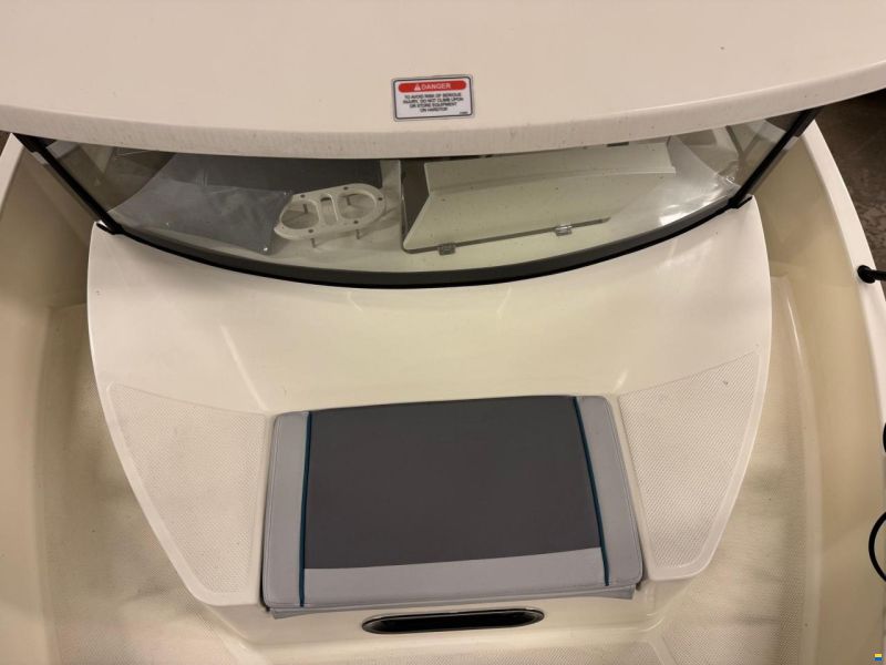 Quicksilver Captur 705 Pilothouse med 225 hk Mercury