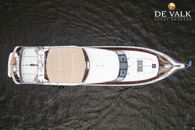 Van der Valk Explorer 25M