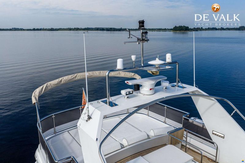 Van der Valk Explorer 25M