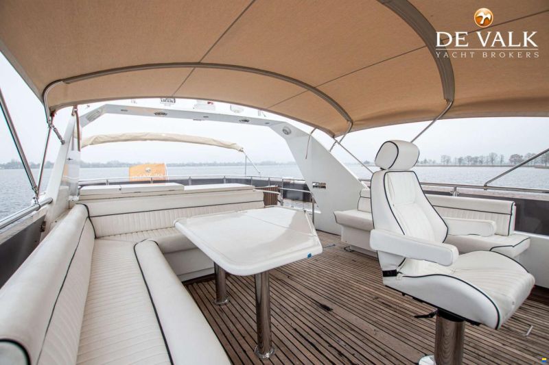 Van der Valk Explorer 25M
