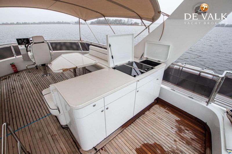 Van der Valk Explorer 25M