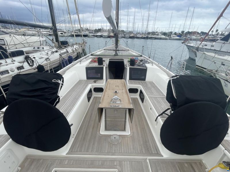 Dufour Exclusive 56