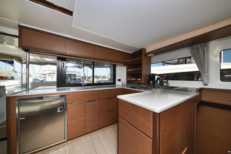 Lagoon 46