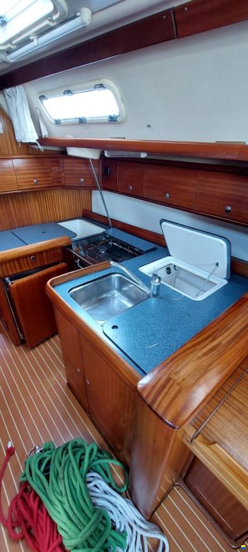 Bavaria 49
