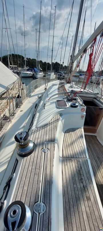 Bavaria 49
