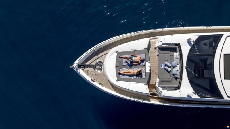 Sunseeker Predator 84