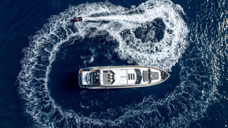 Sunseeker Predator 84
