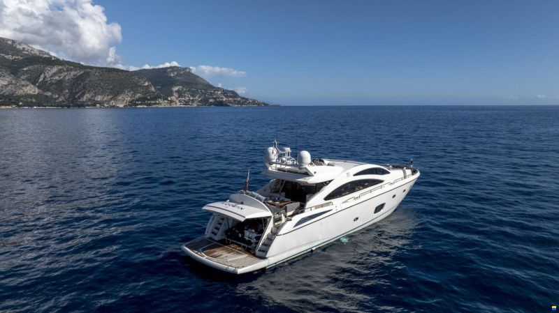 Sunseeker Predator 84