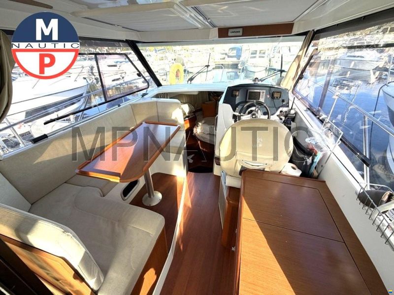 Beneteau Antares 880