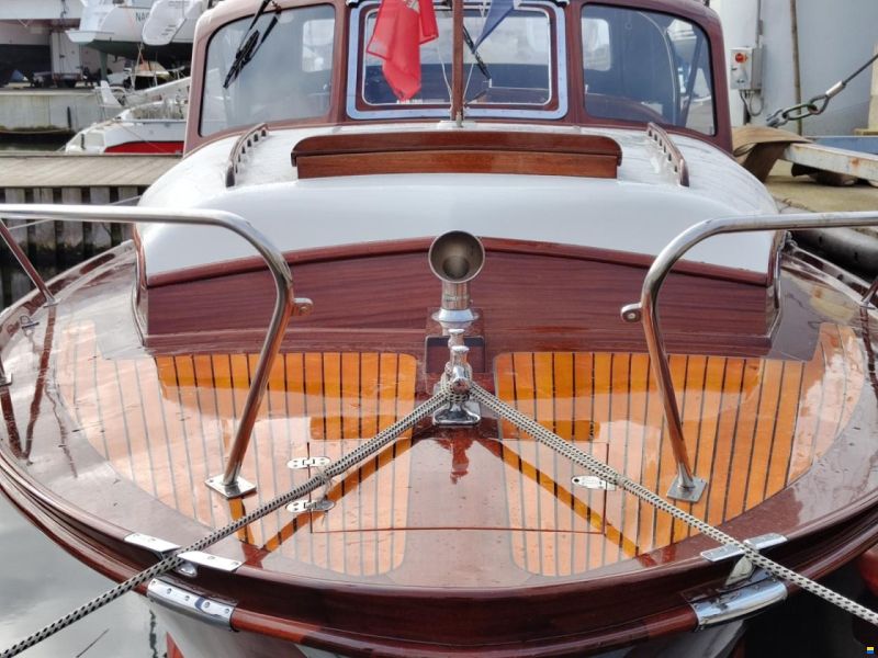 35 Fots Motorkryssare