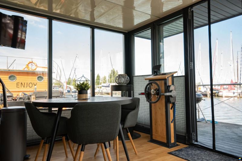 Campi 400 Houseboat Met Ligplaats , Eige