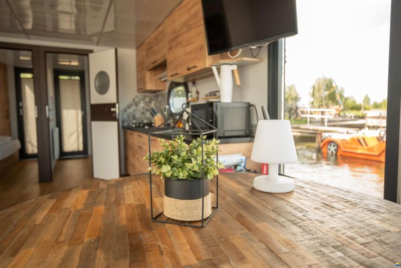 Campi 400 Houseboat Met Ligplaats , Eige
