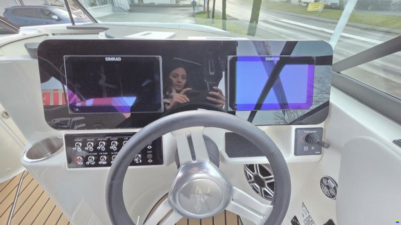 Sea Ray SDX 250 Surf Europe