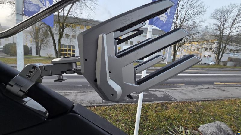 Sea Ray SDX 250 Surf Europe