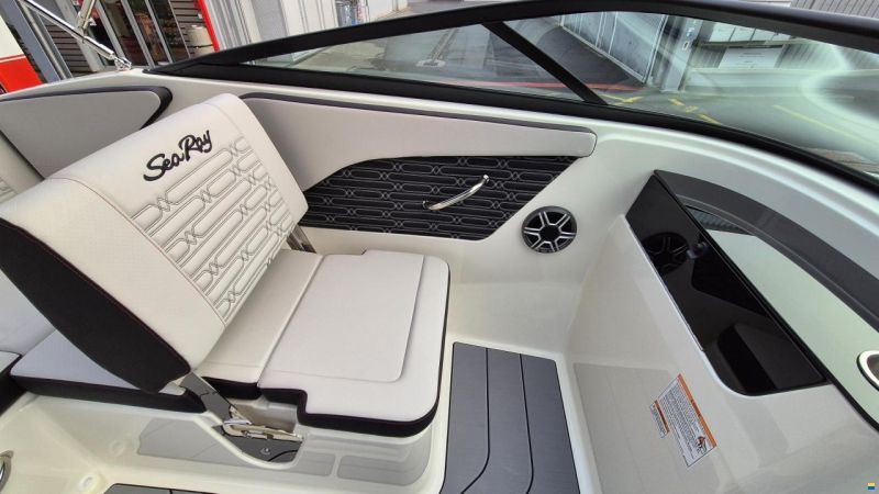 Sea Ray SPX 190 R Europe