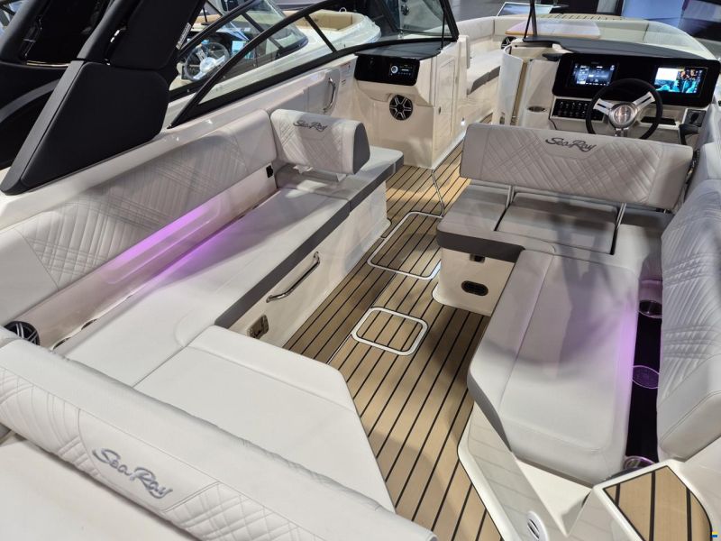 Sea Ray SDX 270 Surf Europe