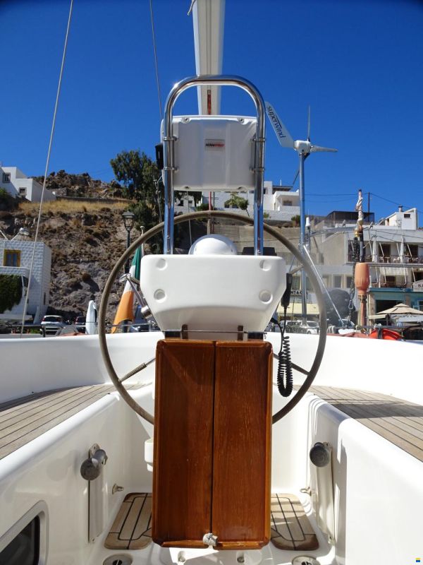 Oyster 485 Deck Saloon