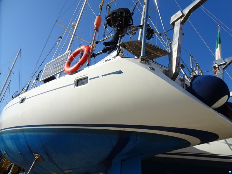 Oyster 485 Deck Saloon