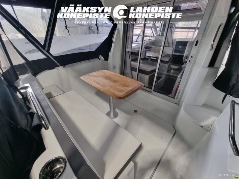 Beneteau Antares 8