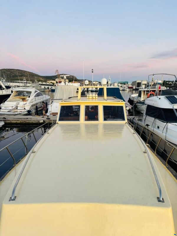 Özmarmarine Custom Wooden Yacht