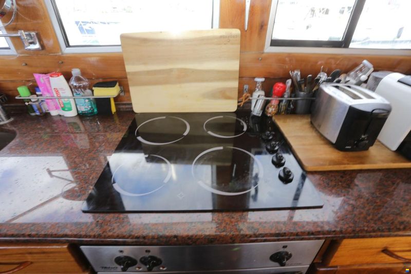 Özmarmarine Custom Wooden Yacht