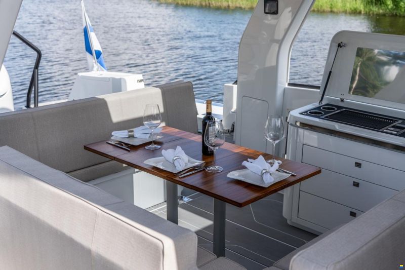Quarken 35 Sport Tourer
