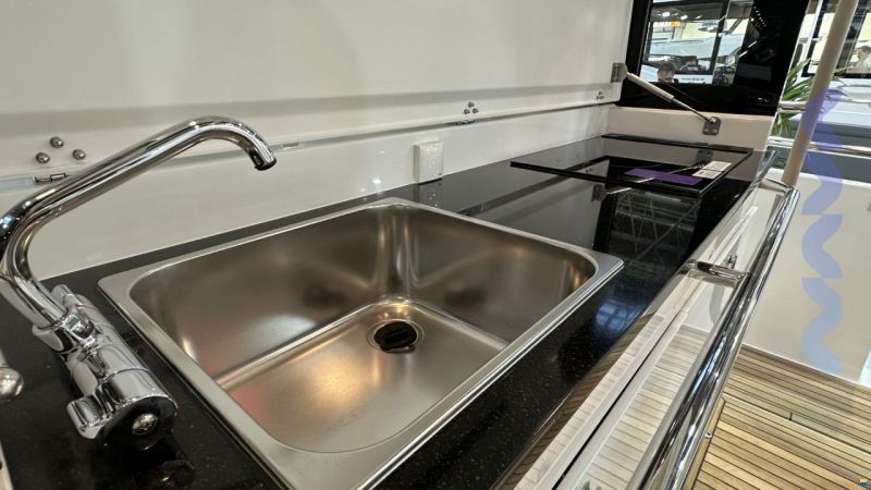 Nimbus TENDER 12