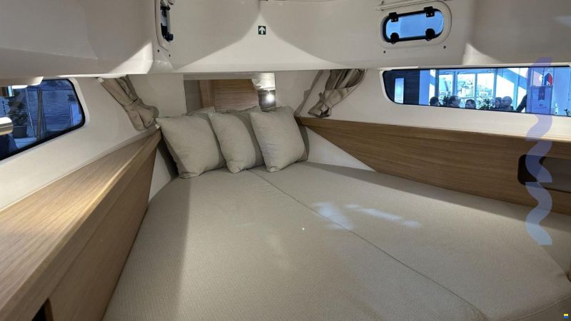 Nimbus TENDER 12