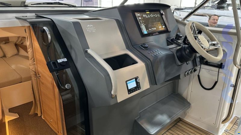 Nimbus TENDER 12